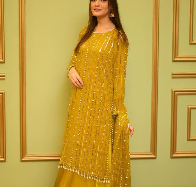 Hania Amir Pure Chiffon Perl Embroidery CS-4002